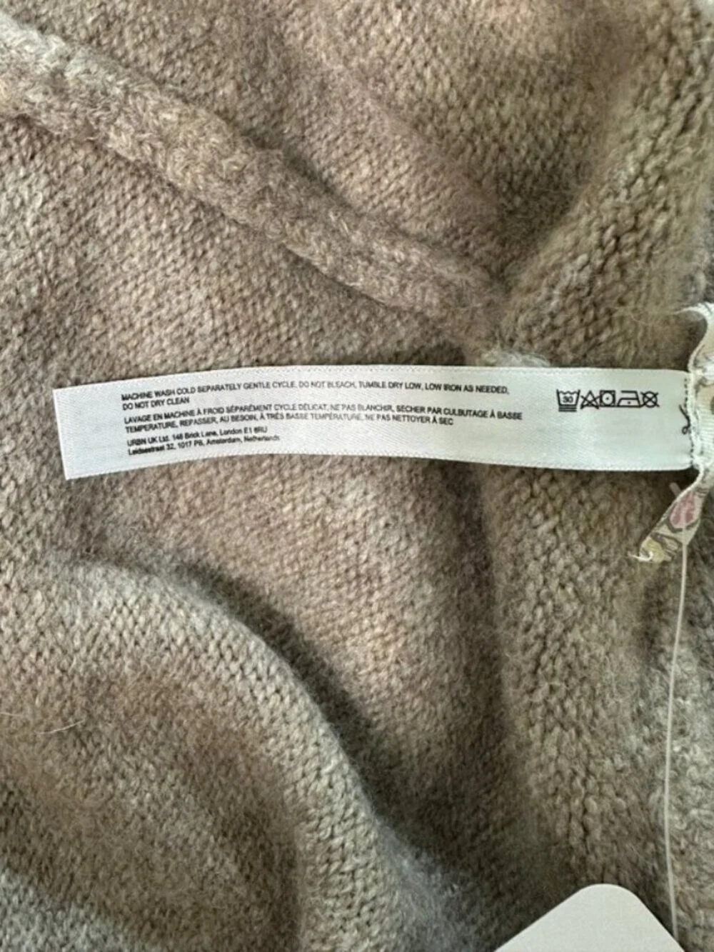 FREE PEOPLE Ellie Scarf Wrap in Oatmeal One Size OS NWT